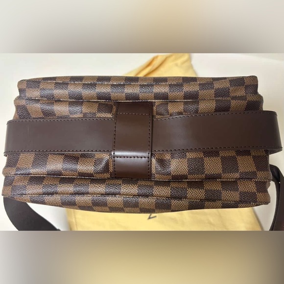 Louis Vuitton Damier Ebene Messenger Bag - Picture 8 of 16